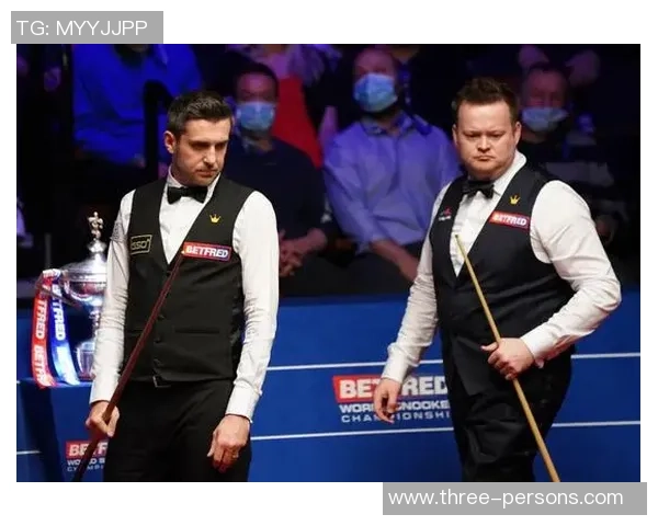 亨德利猜测塞尔比英锦赛夺冠，希金斯痛斥沙特赛球桌被举高、与丁俊晖同受影响